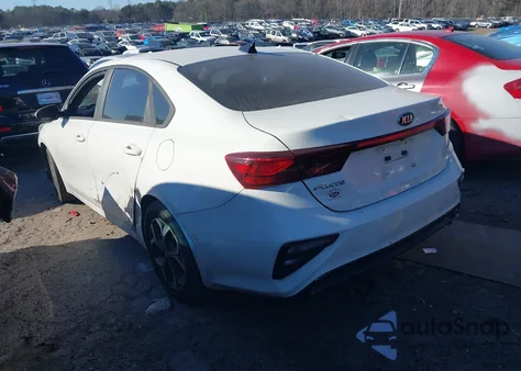 2019 Kia Forte Lxs z USA, uszkodzony, nr VIN 3KPF24AD9KE076713